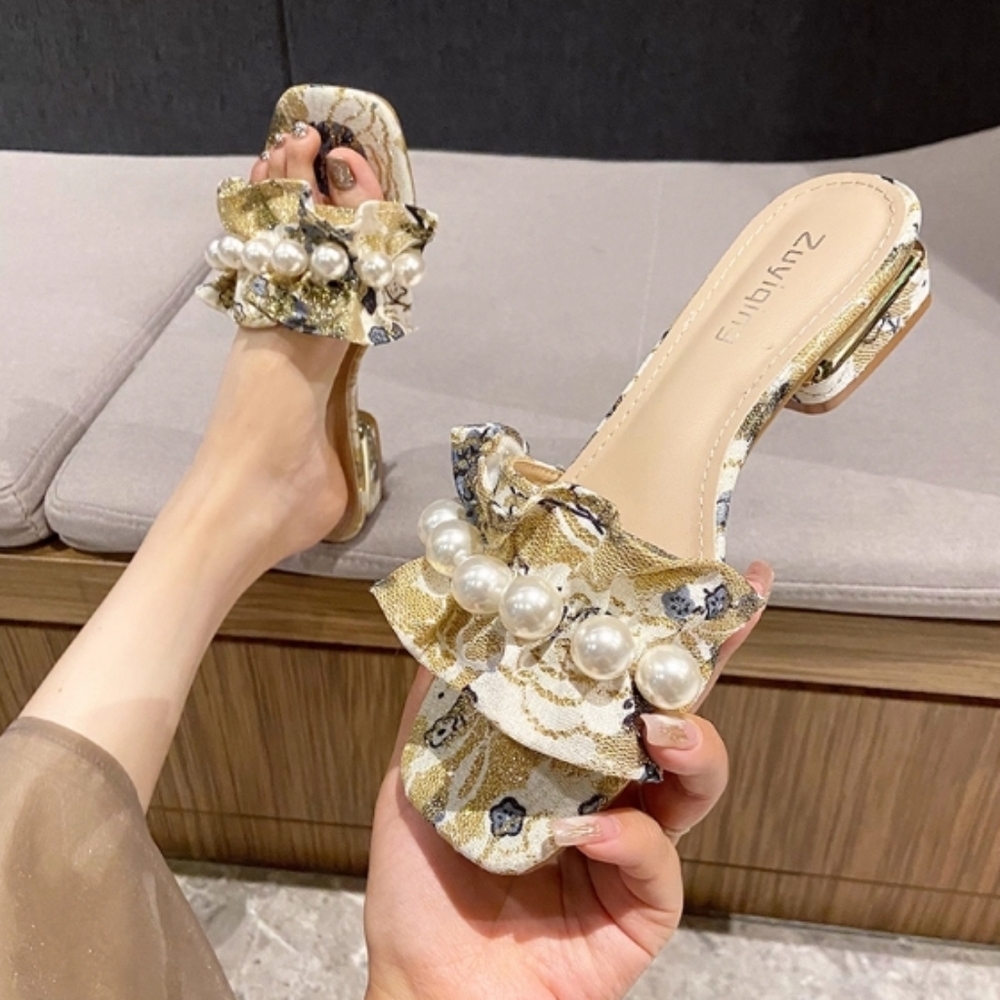 women shoes Heels